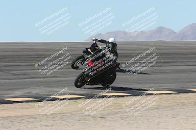 media/Oct-13-2025-Moto Forza (Mon) [[a66d839500]]/4-C Group/Session 2 (Bowl)/